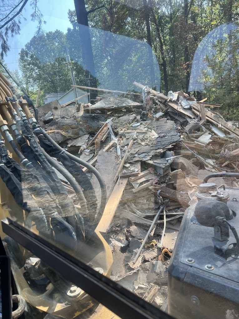 Smoke Eaters Construction photo